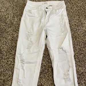 White skinny jeans from fashion nova size 7